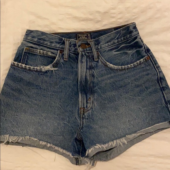 Abercrombie Natural Waist High Rise Denim Shorts - Picture 4 of 5